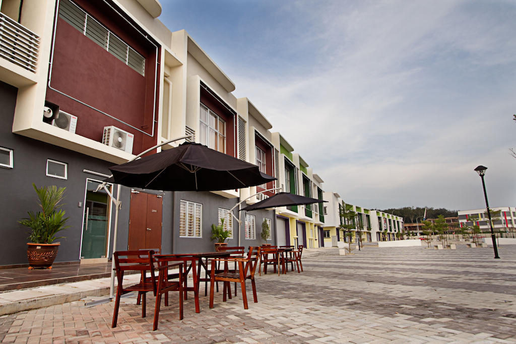 Hotel Sri Enstek Klia, Klia 2 & F1