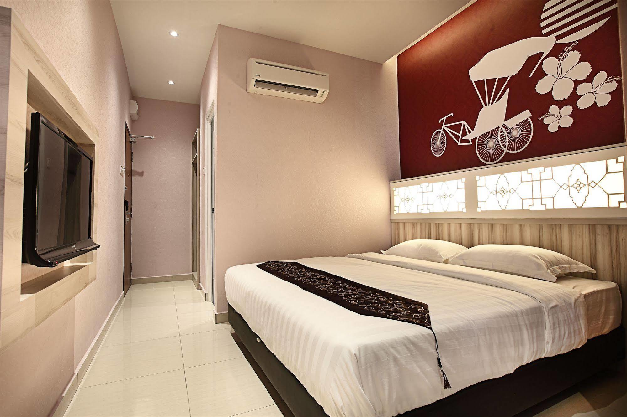 Hotel Sri Enstek Klia, Klia 2 & F1 Sepang