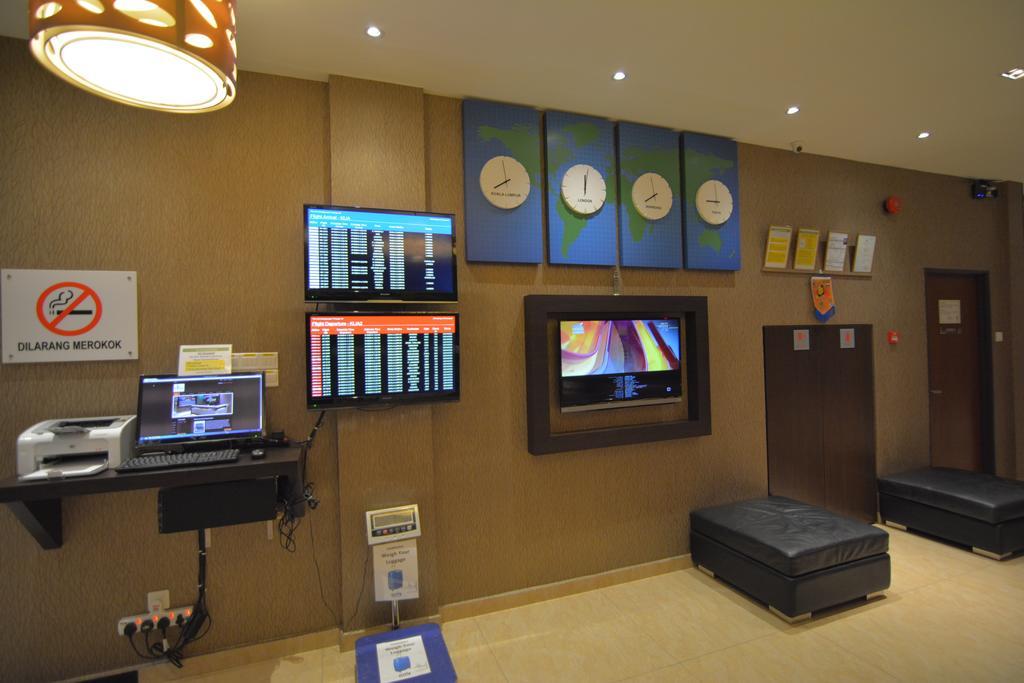Sri Enstek Klia, Klia 2 & F1 Hotel 2*