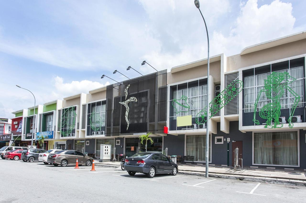 Sri Enstek Klia, Klia 2 & F1 Sepang
