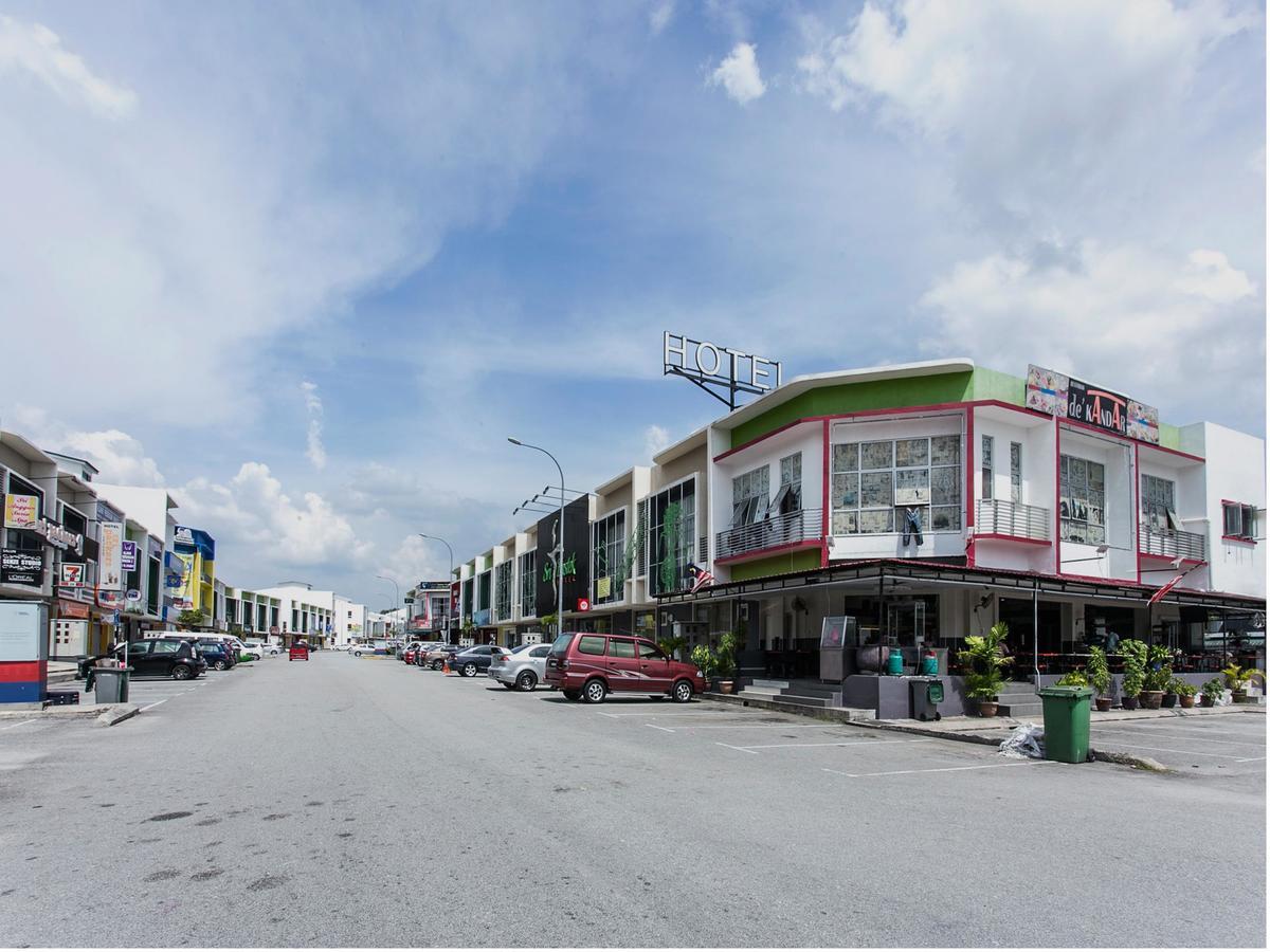 Hotel Sri Enstek Klia, Klia 2 & F1 Sepang